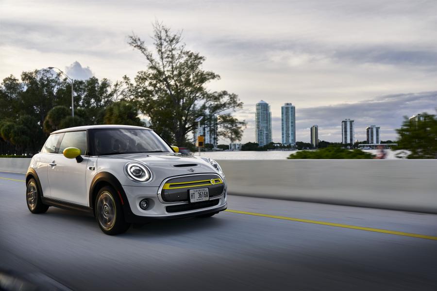  Mini Cooper SE (F56) 2020 года  (NA) (фото 59 из 342)